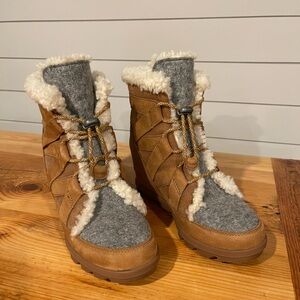 Sorel Joan of Arctic II Cozy Shearing Wedge Size 8